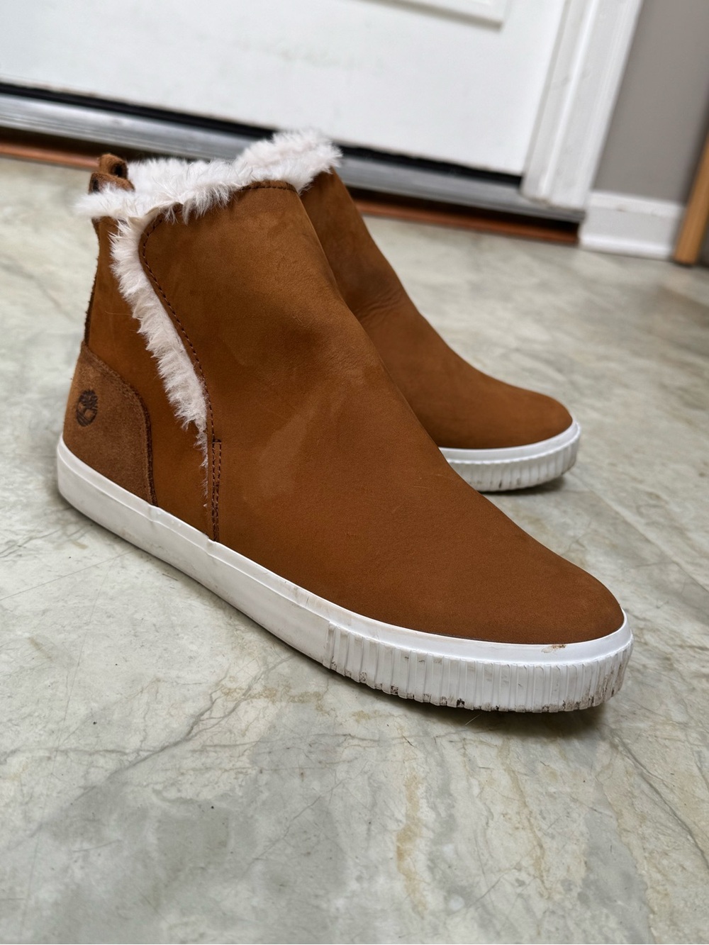 Timberland Brown Suede Faux Fur Slip On Sneakers Womens Size 8 - Picture 10 of 12